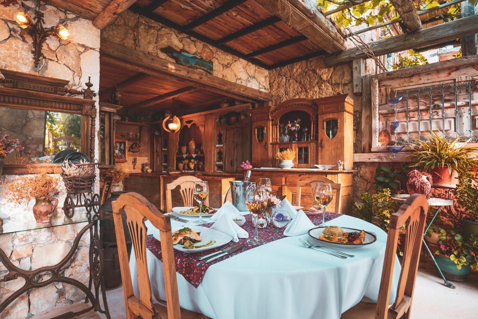 Fidanka Hotel Kalkan Eksteriør bilde